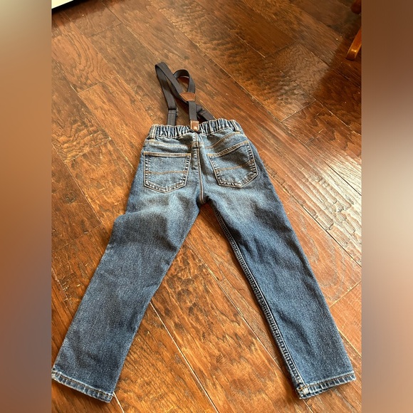 Oshkosh blue jeans with suspenders - Picture 2 of 6